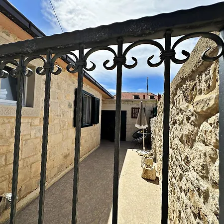 Apartment Matoni